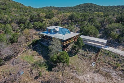 /international/us/281-roaring-springs-camp-wood-tx-110105768160/