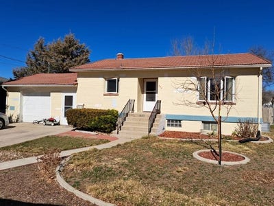 /international/us/340-east-8th-street-chadron-ne-110106720990/