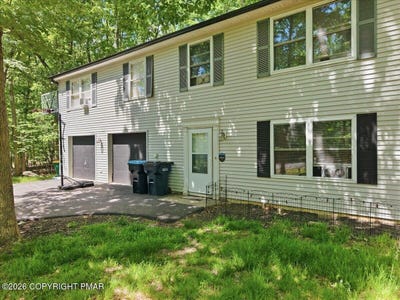 /international/us/1709-winona-terrace-east-stroudsburg-pa-110110378426/