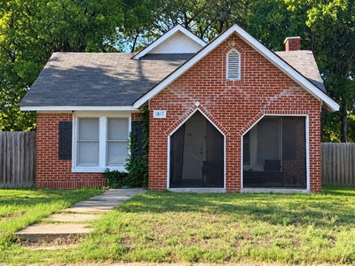 /international/us/1817-seneca-avenue-waco-tx-110120527120/