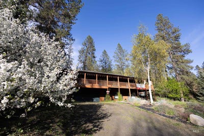/international/us/4480-hwy-12-kamiah-id-110102755822/