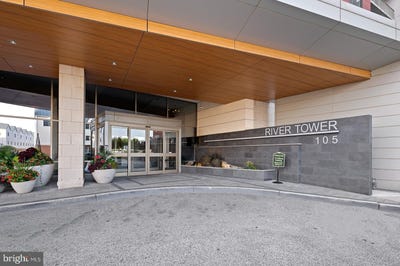 /international/us/105-christina-landing-drive-wilmington-de-110101331116/