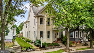 /international/us/53-front-street-lititz-pa-110101013759/
