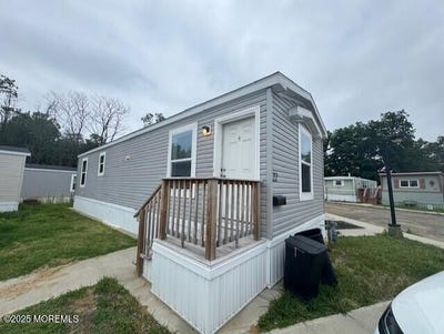 /international/us/22-avenue-d-hazlet-nj-110100779911/