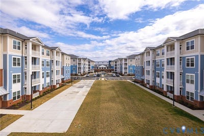 /international/us/10525-stony-bluff-dr-hanover-va-110108856400/