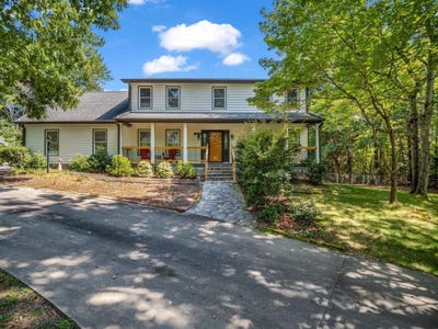 /international/us/215-hillcrest-columbus-nc-110110333260/