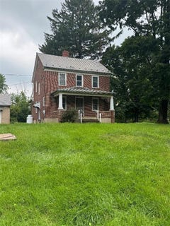 /international/us/148-w-douglasville-road-bushkill-twp-pa-110119787743/