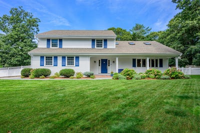 /international/us/3-russell-drive-harwich-ma-110110067686/