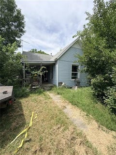 /international/us/106-n-main-street-chilhowee-mo-110110271536/