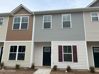 /international/us/174-buckhorn-avenue-holly-ridge-nc-110108640565/