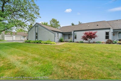 /international/us/7221-creekside-drive-lansing-mi-110100628791/