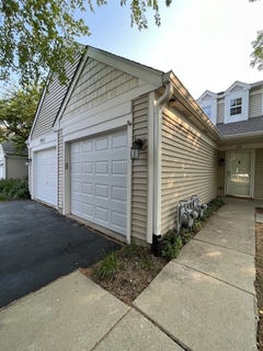 /international/us/2451-sheehan-drive-naperville-il-110109024176/