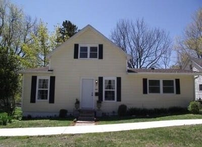 /international/us/612-e-melendy-street-ludington-mi-110108267788/