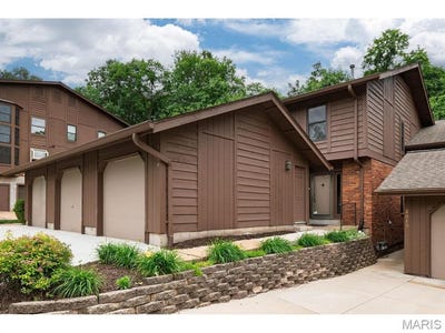 /international/us/2008-meadowtree-lane-kirkwood-mn-110108475800/