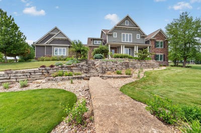 /international/us/5833-grassland-terrace-marshall-wi-110108955819/
