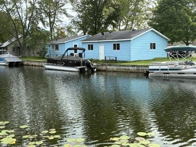 /international/us/12742-e-houghton-lake-drive-houghton-lake-mi-110110278362/