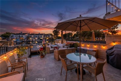 /international/us/3866-montego-huntington-beach-ca-110120514643/