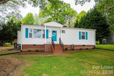 /international/us/2711-springbrook-circle-gastonia-nc-110107841067/