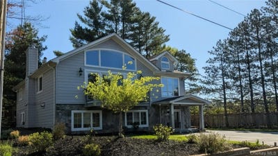 /international/us/4030-w-shore-drive-kauneonga-lake-ny-110104141183/