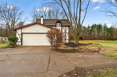 /international/us/578-n-main-street-amherst-oh-110104584371/