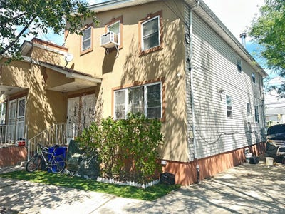/international/us/14045-charles-lane-springfield-gardens-ny-110119510698/