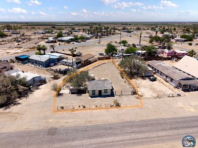 /international/us/207-e-4th-st-niland-ca-110108071684/