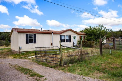 /international/us/52-windmill-road-edgewood-nm-110108570593/