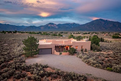 /international/us/3-tierra-madre-el-prado-nm-110101149449/