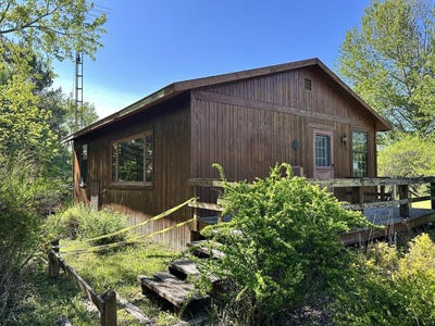 /international/us/605-n-poor-farm-harrisville-mi-110100676608/