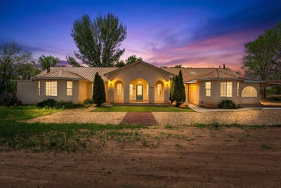 /international/us/42-crawford-road-jarales-nm-110107083060/