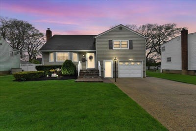 /international/us/342-park-lane-massapequa-park-ny-110099070296/