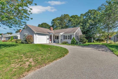 /international/us/105-captain-chase-road-south-yarmouth-ma-110120421986/