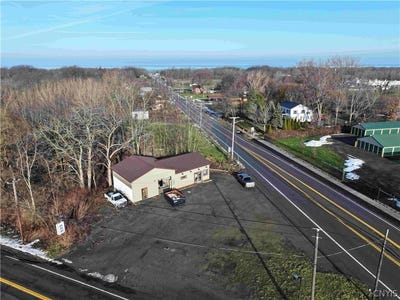 /international/us/184-n-portage-street-westfield-ny-110104603336/