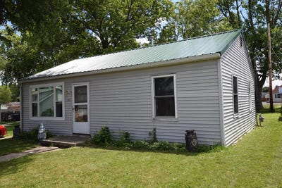 /international/us/144-warren-avenue-russells-point-oh-110108813468/