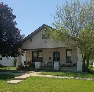 /international/us/113-w-5th-street-stanberry-mo-110107776920/