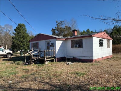 /international/us/2308-hosier-road-suffolk-va-110082246857/