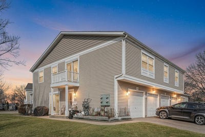 /international/us/1314-ely-court-wheeling-il-110107632813/