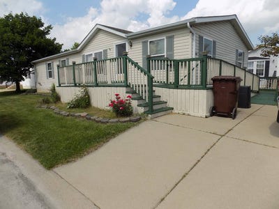 /international/us/1807-birch-st-newport-mi-110108986258/