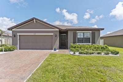 /international/us/7284-topaz-drive-grant-valkaria-fl-110108197371/