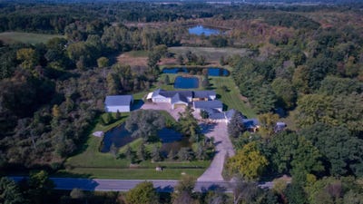 /international/us/3780-hawkins-road-jackson-mi-110120637332/