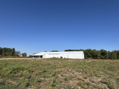 /international/us/6442-ky-76-russell-springs-ky-110120093706/