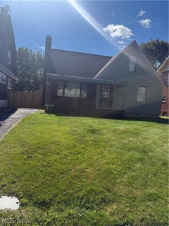/international/us/465-alameda-avenue-youngstown-oh-110120417161/
