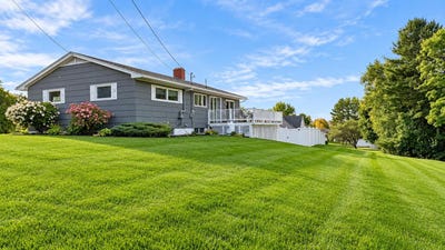 /international/us/312-state-street-presque-isle-me-110110306874/