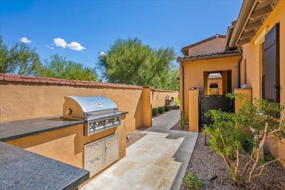 /international/us/20704-n-90th-place-scottsdale-az-110107081429/