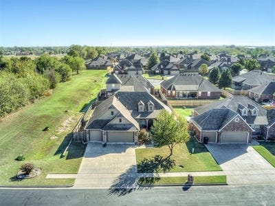 /international/us/7009-n-120th-east-avenue-owasso-ok-110110421942/
