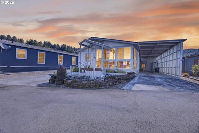 /international/us/100-river-bend-rd-reedsport-or-110109701862/