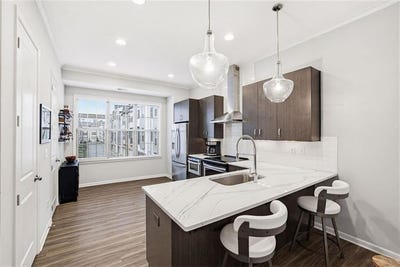 /international/us/629-broadview-place-ne-atlanta-ga-110120451588/