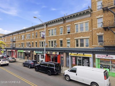 /international/us/722-w-side-avenue-jersey-city-nj-110108502136/
