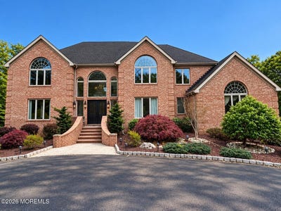/international/us/11-liberty-lane-millstone-nj-110108130503/