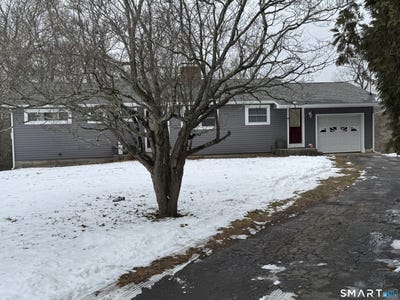 /international/us/9-oakridge-drive-ledyard-ct-110106498592/